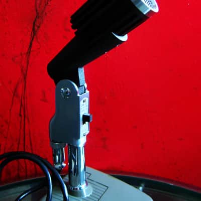 Vintage RARE 1960's Aiwa DM-47 dynamic cardioid microphone High Z w cable & stand Olson Monarch Lafayette image 2