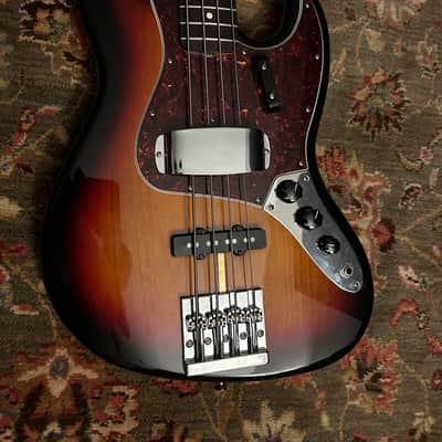 Fender '62 American Vintage Reissue Jazz 2012 - 3 color sunburst image 3