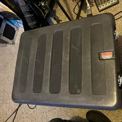 gator g-pro 8u road flight rack case image 1
