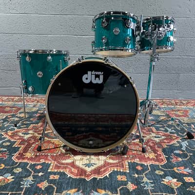 DW Collector's Series 4-Piece Shell Pack 10", 12", 16" 22" Drum Kit, Teal Glass image 2