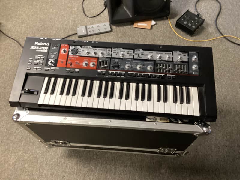 Roland SH-201 49-Key Synthesizer