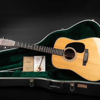 2011 Martin Standard Series D-28 - Natural | USA All Solid Dreadnought Acoustic Guitar 42.8mm Bone Nut | CoA OHSC image 2
