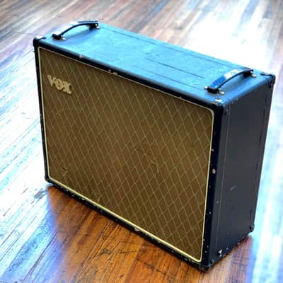 VOX 2x12" Birch Ply Speaker Cabinet image 1
