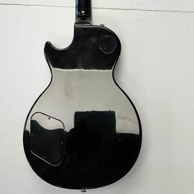 Gibson Les Paul Studio 2024 - Present - Ebony image 2