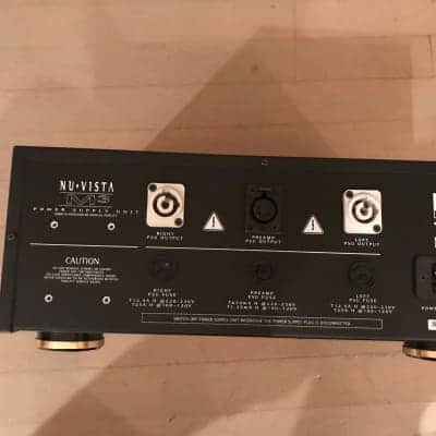 Musical Fidelity Nu Vista M3 2001 - silver/gold image 3
