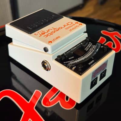Boss TU-3 Chromatic Tuner 2009 - Present - White image 2