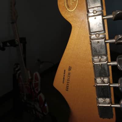 Fender Stratocaster 2003 - Aztec Gold image 8