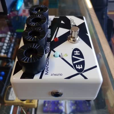 MXR EVH117 Flanger Pedal w/Original Box & Paperwork *** FREE SHIPPING *** image 6