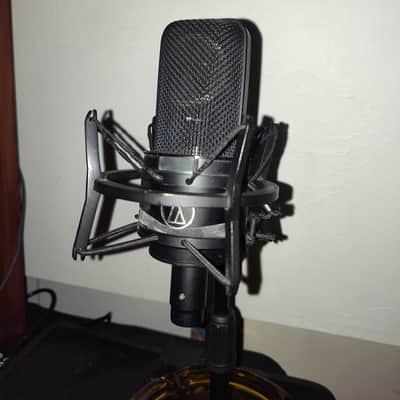 Audio-Technica AT4033 with AT8441 shockmount + stand image 2