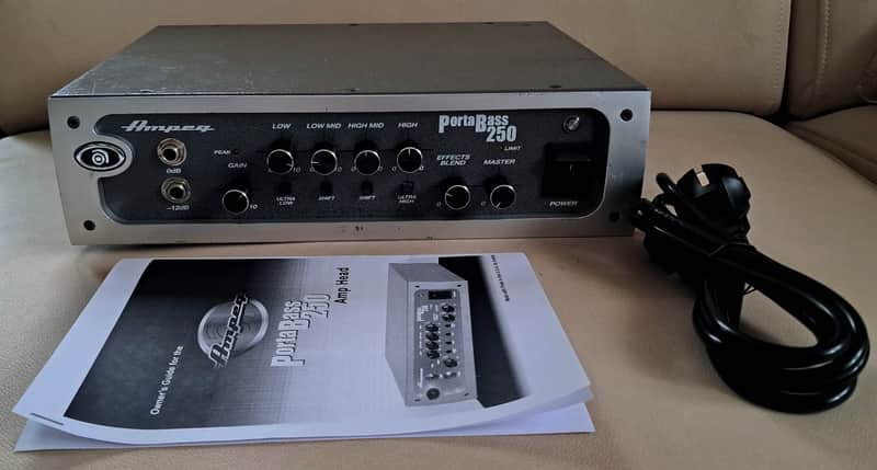 【8759】 AMPEG PORTABASS 250 小型アンプヘッド 8759】 AMPEG PORTABASS 250 小型アンプヘッド - メルカリ