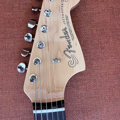 Fender Made in Japan Heritage 60s Jazzmaster 2026 - 3-tone Sunburst image 5