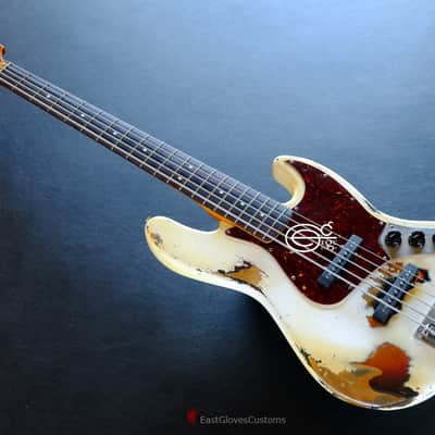 Fender Deluxe Active Jazz Bass V Vintage White on Sunburst Heavy Relic Aged image 9