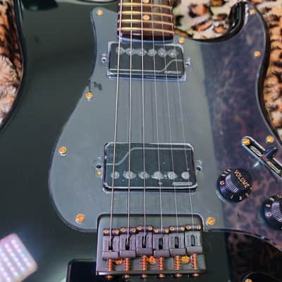 *NEW IN BOX* 2026 Fender Japan Artist Series Limited Ken Stratocaster Dodome, L'Arc-en-Ciel 35th Anniversary, Made on Order Only, Fender Flagship Tokyo Store Exclusive Model 🔥 image 11