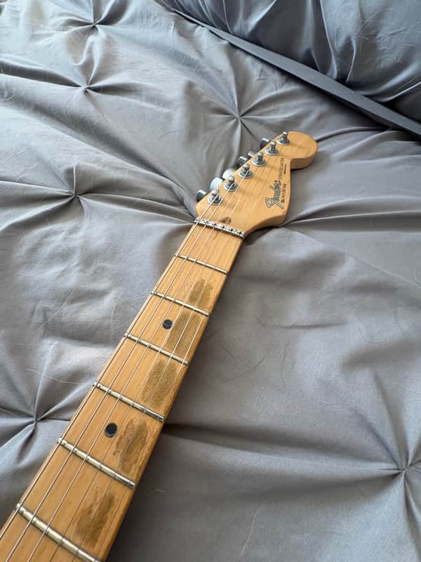Fender deluxe 93/98 sunburst image 1
