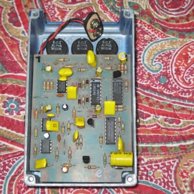 used naturally reliced from player's wear vintage DOD FX35 Octoplus - Octave effect pedal for guitar or bass, ANALOG, mid to late 1980s, USA (MISSING Batery Cover) + extra battery CLIP (NO box / NO paperwork / NO adaptor) image 13