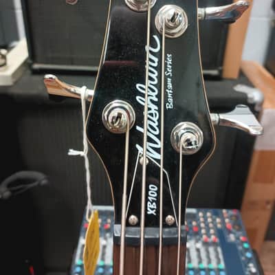 Washburn Bantam Series XB-100 Bass Guitar w/ Case - Black image 3