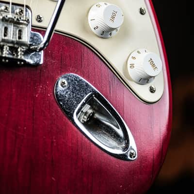 2005 Fender Highway One Stratocaster crimson red transparent image 9