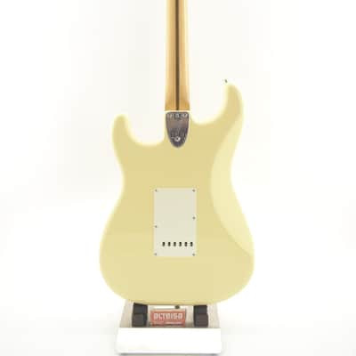 Fender Vintera II '70s Stratocaster with Maple Fretboard 2023 Vintage White 3.6kg image 14
