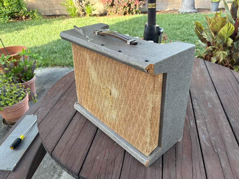 Silvertone Model 1432 10-Watt 1x12 Guitar Combo 1960s - Gray with White Grille image 1