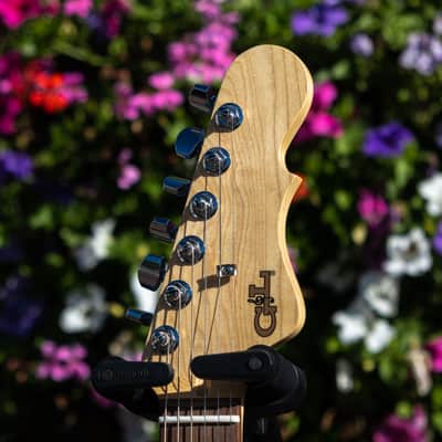 G&L USA Fullerton Deluxe Doheny in Shell Pink image 3