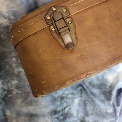 Vintage 1972 Gibson J45 J50 16 inch Brown Red Interior Hard Shell Guitar Case image 9