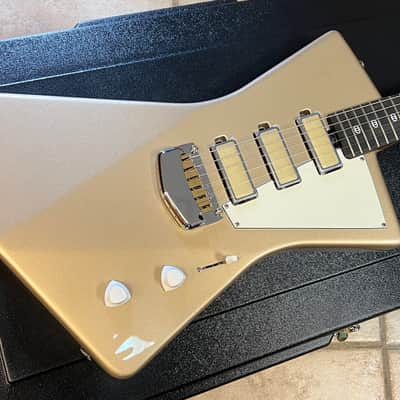 Ernie Ball Music Man St. Vincent Goldie Cashmere image 1