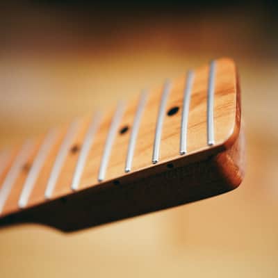 Stratocaster Neck – Roasted Maple | 22 Stainless Steel Frets | Nitro Satin Finish | Bone Nut image 12