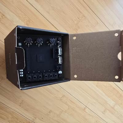 Teenage Engineering OP-1 Portable Synthesizer Workstation with official accessories 2022 - Present - White image 6