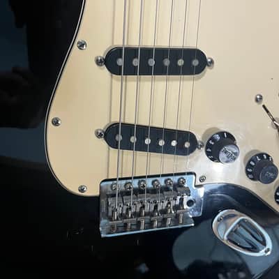 Fender Stratocaster 2000s - High-gloss black image 5