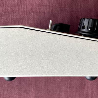 Fulltone Deja Vibe 1996 - White image 6