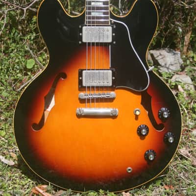 Greco SA-550 Vintage Semi-Hollowbody Guitar ES-335 1982 Sunburst Greco SA-550 Vintage Semi-Hollowbody Guitar ES-335 1982 Sunburst