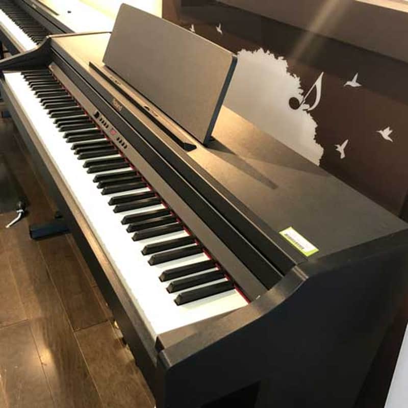 Roland RP-301 Digital Piano (Pre-Owned) | Reverb