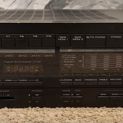 Yamaha Vintage Yamaha R-100 AM/FM Stereo Receiver 80s - Black metal case image 3