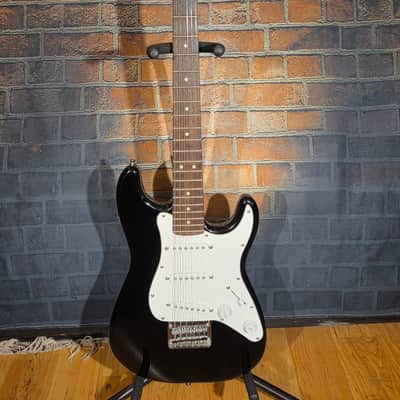 Squier Mini Stratocaster V2 Laurel Fretboard Black image 1