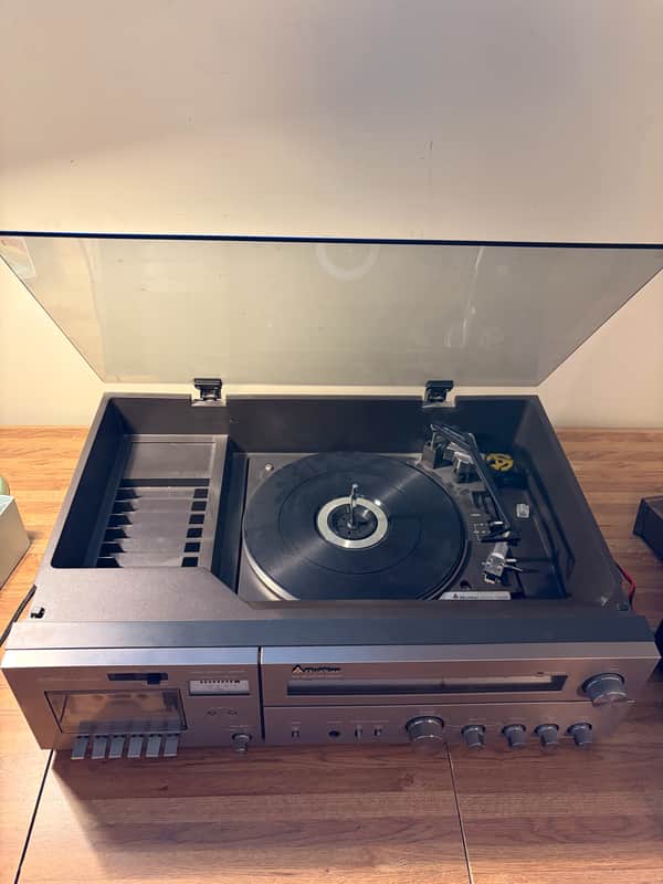 Quasar CS7400 Radio Cassette Turntable Aux Unit — 1970s image 1