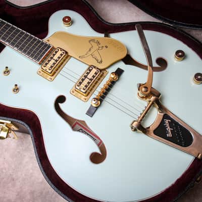 GRETSCH MIJ Falcon G6136T Limited Edition "Creme de Marine Blue + Ebony" (2014) image 2