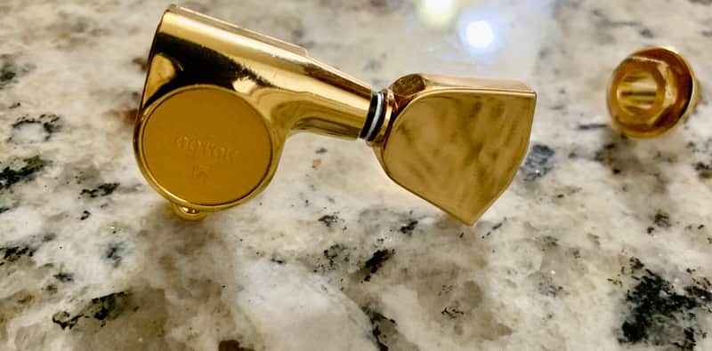 Gotoh Locking Bass Side Tuner - Gold image 1