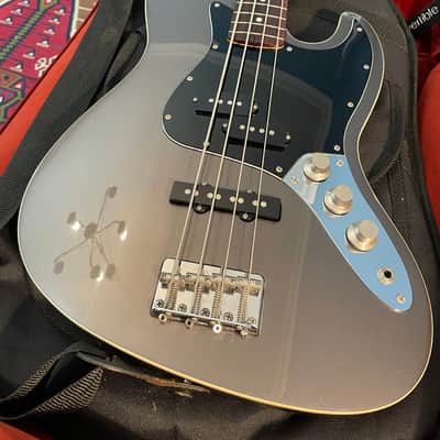 Fender Aerodyne Jazz Bass 1994-1995 Japan Dolphin Grey image 2