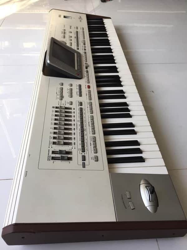 Korg Pa2X Pro 76-Key Professional Arranger Keyboard 2000s - Silver image 1
