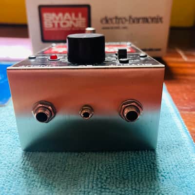 Electro-Harmonix EH4800 Small Stone Phase Shifter V4 1998 - 2006 image 4