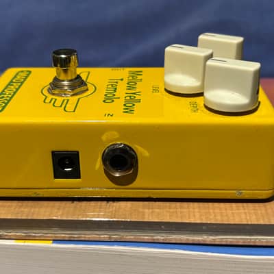 Immagine Mad Professor Mellow Yellow Tremolo 2010s - Yellow - 3