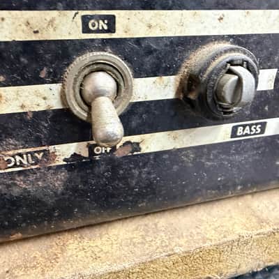 Oahu Tube Amp Project 1955 Valco National image 10