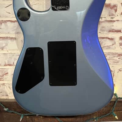 Fender Tom Morello "Arm The Homeless", Rosewood Fingerboard, Blue Ice Metallic image 6