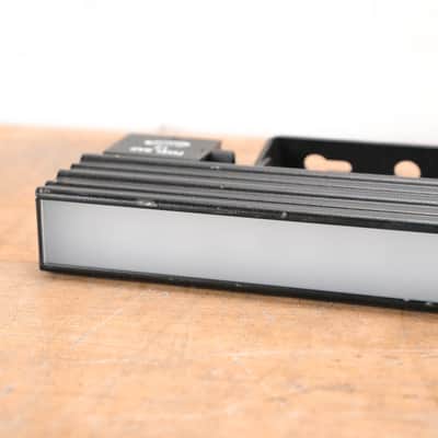 Elation Pixel Bar 12 LED Fixture (12 LEDs) CG01MAZ image 3