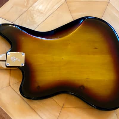 Squier by Fender Vintage Modified Jaguar Electric Guitar, Sunburst image 11