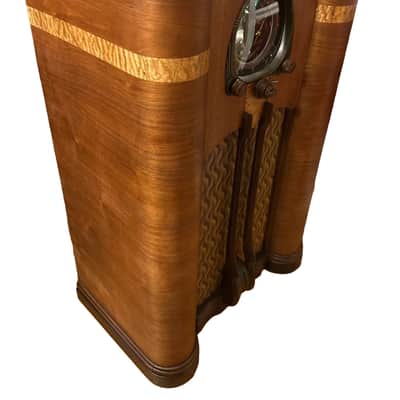 Restored 1938 Zenith 9S262 Robot Dial Console Radio image 4