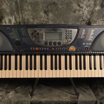 Yamaha PSR-270 Digital Piano Keyboard 61 Keys w Manual, power supply, Sustain Pedal & FAST Shipping image 1