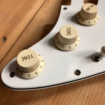 Fender Stratocaster Guitar Part Loaded Scratchplate SSS 1998 Mexico MIM image 2