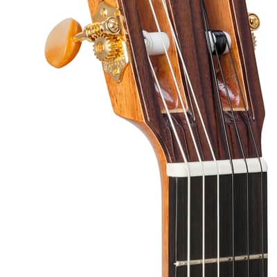 Kremona Rosa Blanca - All solid Wood Flamenco Guitar - Solid European Spruce top, Solid Cypress back/sides - Includes Kremona Hardshell Case image 6