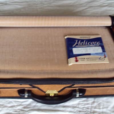 Goldsun Electric Violin Flamed Maple Zeta Copy image 9